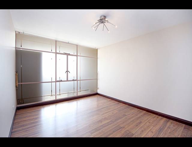 1 BEDROOM APARTMENT FOR SALE IN BEDFORD GARDENS
